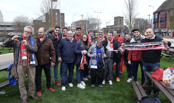 Aficionados del Sevilla FC en Leicester