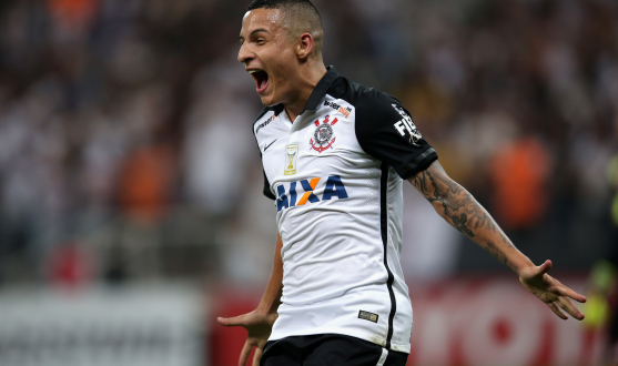 Goal of Guilherme Arana