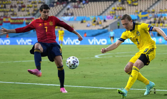 Augustinsson with Sweden against Spain at the Cartuja