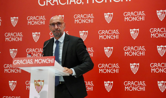 Imagen de Monchi en su despedida del Sevilla FC