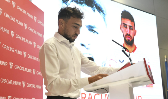 Munir says farewell to Sevilla FC
