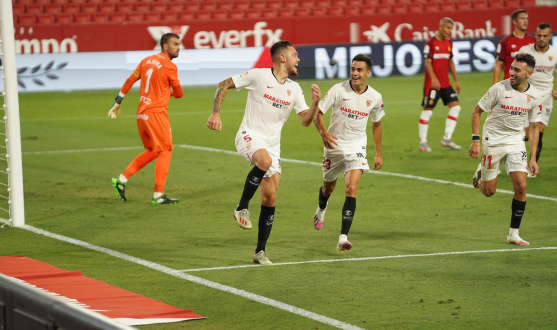 Ocampos celebra su gol ante el Mallorca