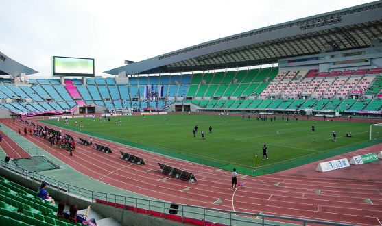 Panorámica del Yanmar Stadium Nagai de Osaka