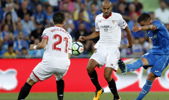 Pizarro en una acción defensiva ante el Getafe CF