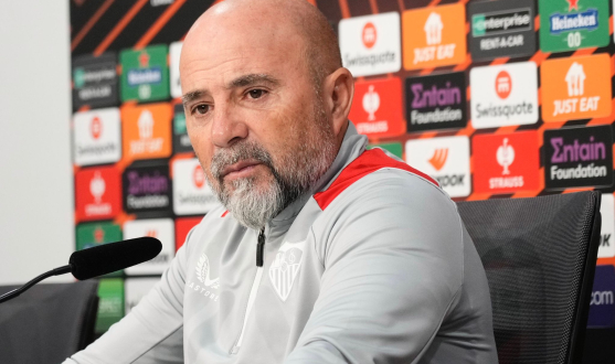 Jorge Sampaoli en la sala de prensa