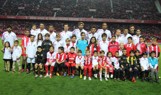 Foto con tu equipo del Sevilla FC