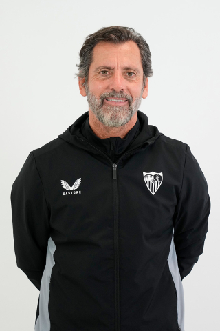 QUIQUE SÁNCHEZ FLORES