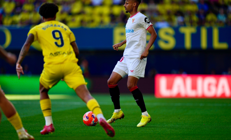 Sow del Sevilla FC ante el Valladolid