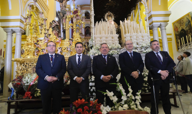 Ofrenda a la hermandad de San Benito