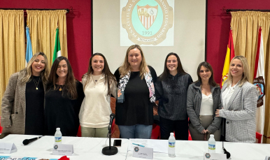 Charla-Coloquio la mujer en el deporte