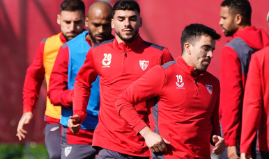 Entrenamiento del Sevilla FC en la ciudad deportiva
