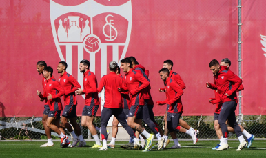 Entrenamiento del Sevilla FC en la ciudad deportiva