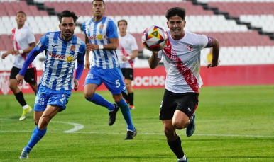 Imagen de Capi ante el Águilas FC