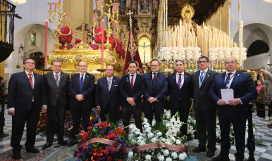 Ofrenda Floral a la Hermandad de San Bernardo en el Miércoles Santo de 2024