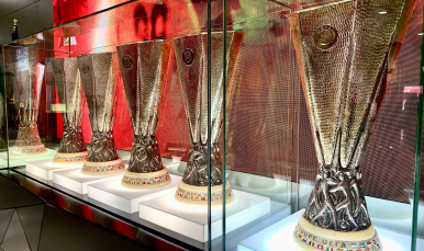 Las copas de la UEFA
