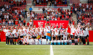 El Sevilla Atlético celebra el ascenso el pasado domingo