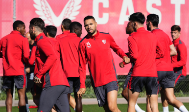 Entrenamiento del Sevilla FC en la ciudad deportiva