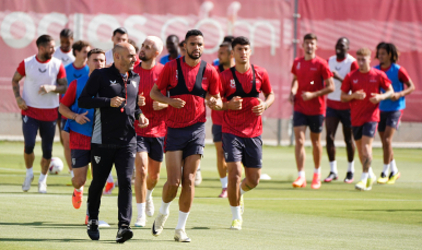 Entrenamiento del Sevilla FC en la ciudad deportiva