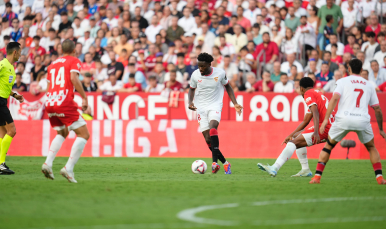 Imagen de Agoumé frente al Girona FC