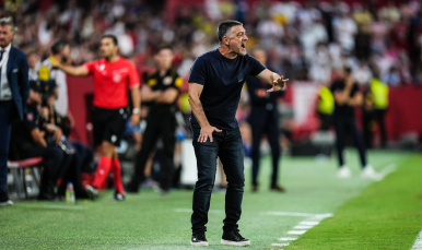 Imagen de García Pimienta frente al Getafe CF