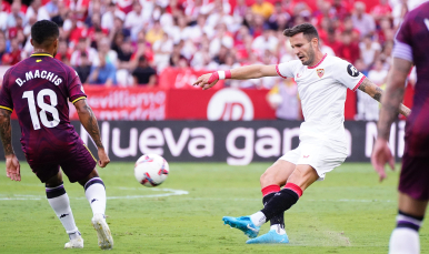 Saúl, en una imagen del encuentro ante el Real Valladolid