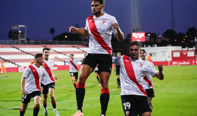 Imagen de la celebración del gol de la victoria de García Pascual