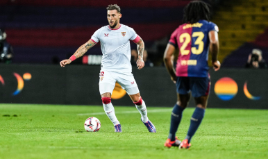 Imagen de Gudelj frente al FC Barcelona