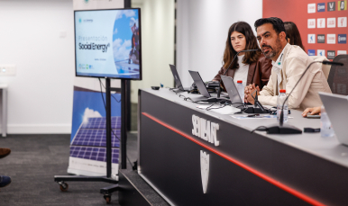 Un instante de la reunión de trabajo de Social Energy en la sala de prensa.