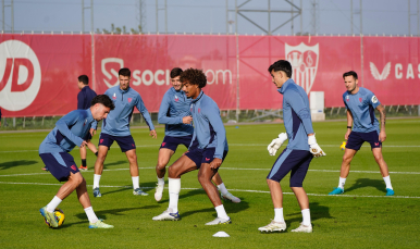 Entrenamiento del Sevilla FC en la ciudad deportiva