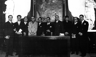 La icónica foto de 1927 con varios de los poetas que marcaron aquella generación.