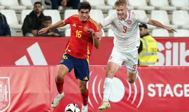 Juanlu con España sub-21 ante Dinamarca