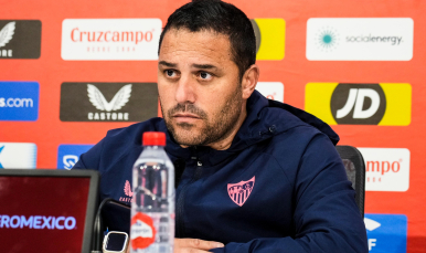 David Losada atiende a los medios en rueda de prensa