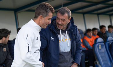 Imagen de Jesús Galván ante el Fuenlabrada