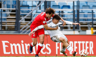 Diego Hormigo del Sevilla Atlético ante el Real Madrid Castilla