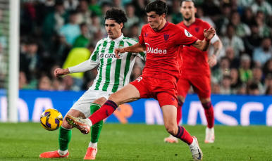 Juanlu del Sevilla FC ante el Betis