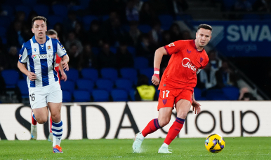 Saúl del Sevilla FC ante la Real Sociedad