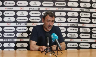 Imagen de Jesús Galván tras el partido frente al Mérida AD