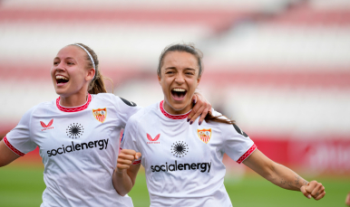 Natalia Padilla Bidas celebra su gol ante el Madrid CFF