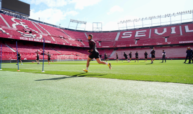 Imagen del entrenamiento en el Estadio Ramón Sánchez-Pizjuán