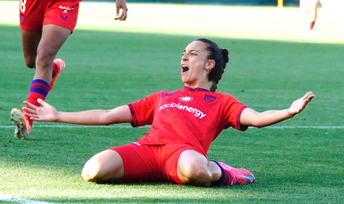 Padilla celebra su gol en Heliópolis