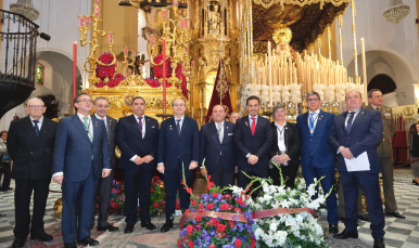Ofrenda Floral a la Hermandad de San Bernardo en el Miércoles Santo de 2024