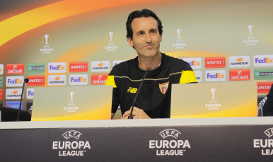 Unai Emery en sala de prensa
