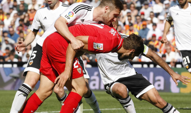 Fernando Llorente en el Valencia CF-Sevilla FC