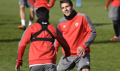 Carriço entrenando con el grupo