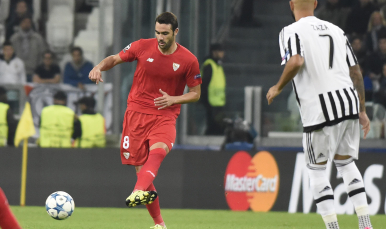 Iborra en el Juventus-Sevilla FC