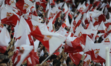 Banderas en el Sánchez-Pizjuán
