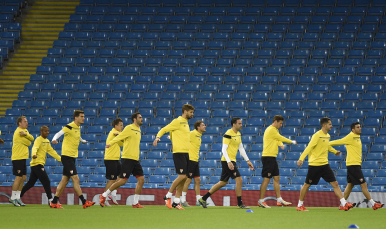 Entrenamiento del Sevilla FC en el Etihad Stadium