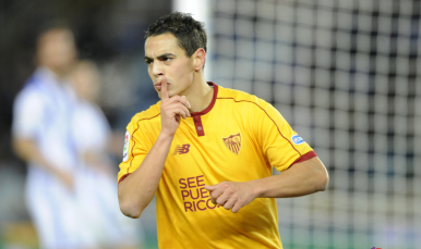 Ben Yedder celebra su primer gol ante la Real Sociedad