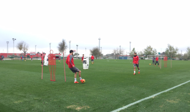Los jugadores en el entrenamiento