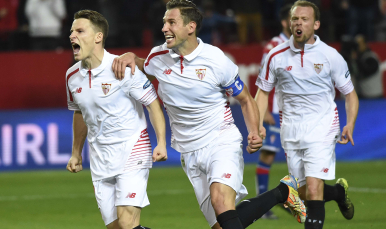 Gameiro celebra el gol ante el Sporting 